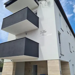 Apartment Slavica, Vir